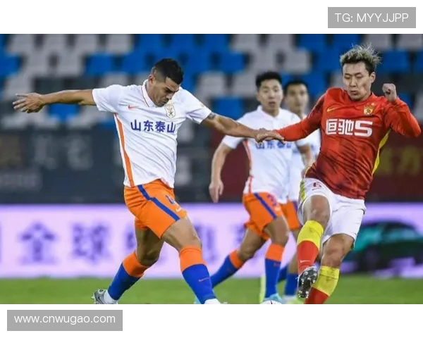 中超联赛新赛季展望：豪门争霸与青年才俊崛起的双重考验