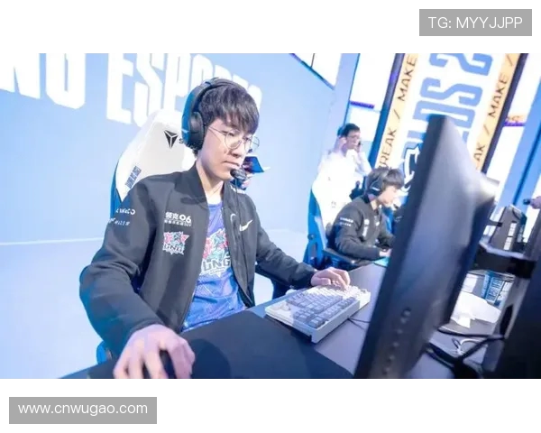 热议英雄联盟：LNG战队状态转变的背后原因与未来展望